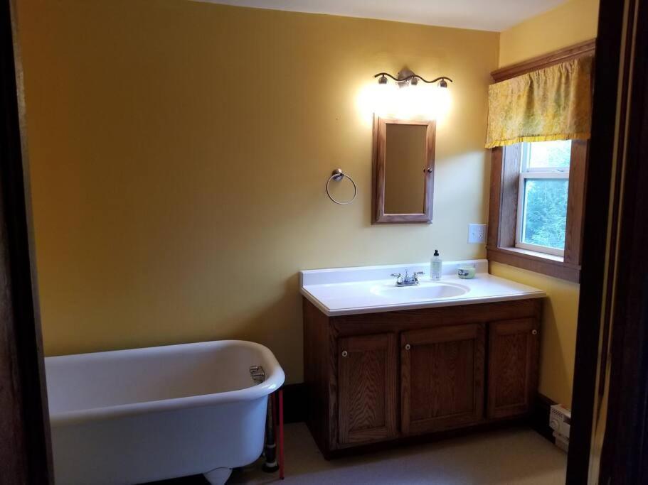 Basecampwv-Durbin. Spacious 4 Bedroom House W/Yard Exteriér fotografie